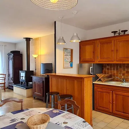 Petite Location Au Calme Proche Du Centre Village Et Du Marche Villa