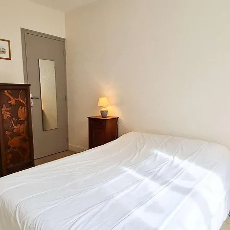 Petite Location Au Calme Proche Du Centre Village Et Du Marche Villa